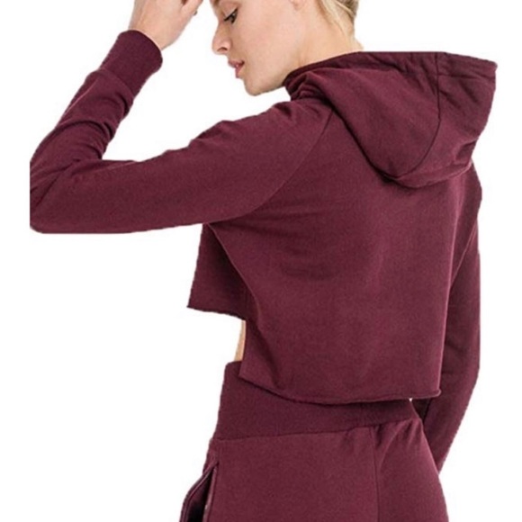 Mono B Peekaboo cropped hoodie~ - Picture 5 of 5